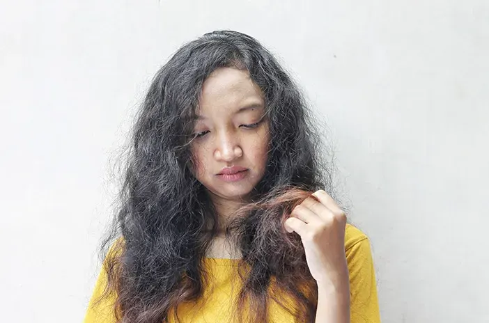 10 Penyebab dan 11 Tips Ampuh Atasi Rambut Mengembang