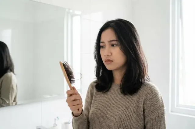 5 Solusi dan Tren Pengobatan Rambut Rontok, Dari Minoxidil hingga Transplantasi